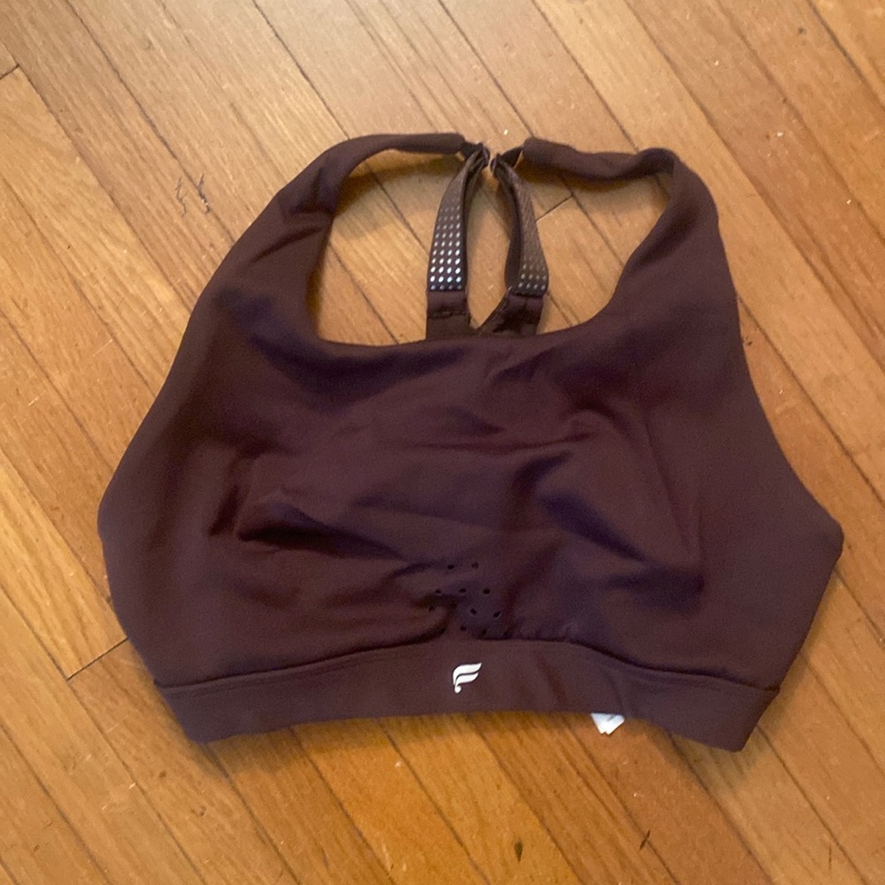Lightweight racer back style sports bra